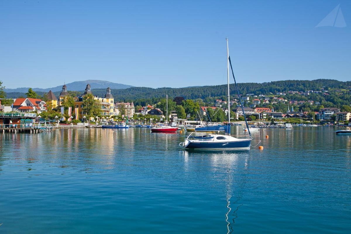 Hotel-Restaurant "Veldener Traumschiff" Direkt Am See In 2Min Im Zentrum Фельден-ам-Вертерзе Екстер'єр фото